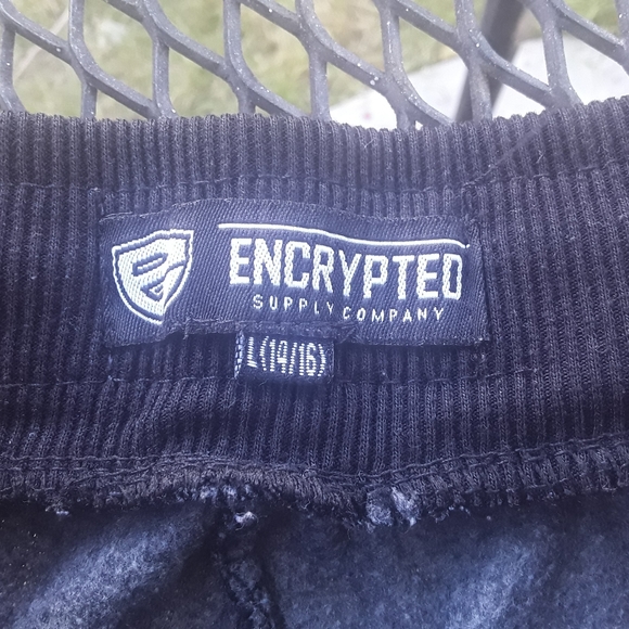 Jogger Shorts - Picture 3 of 3